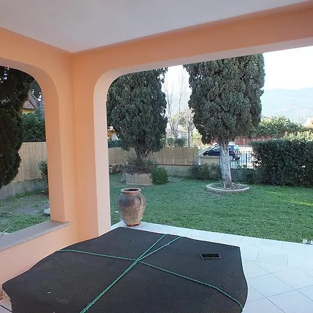 Etrusca مارينا دي كامبو